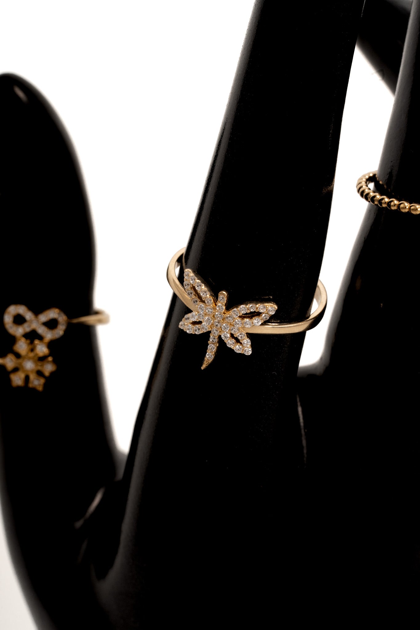 Women ring dragon fly